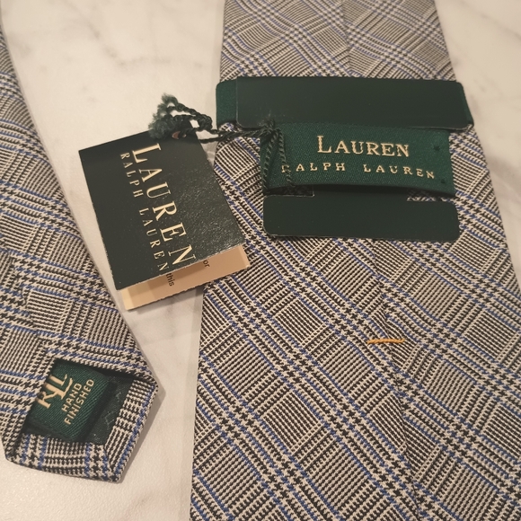 Ralph Lauren tie - Picture 3 of 3